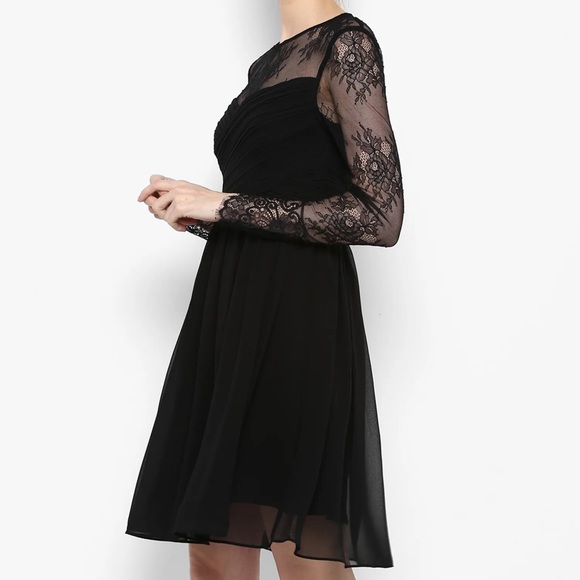 FOREVER NEW | Lilly Lace Soft Prom Dress | Black | Size 14 - Picture 9 of 16